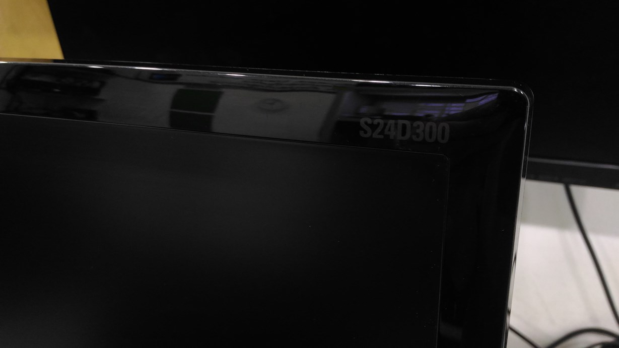 SAMSUNG S24D300HS/XT 24" Full HD HDMI