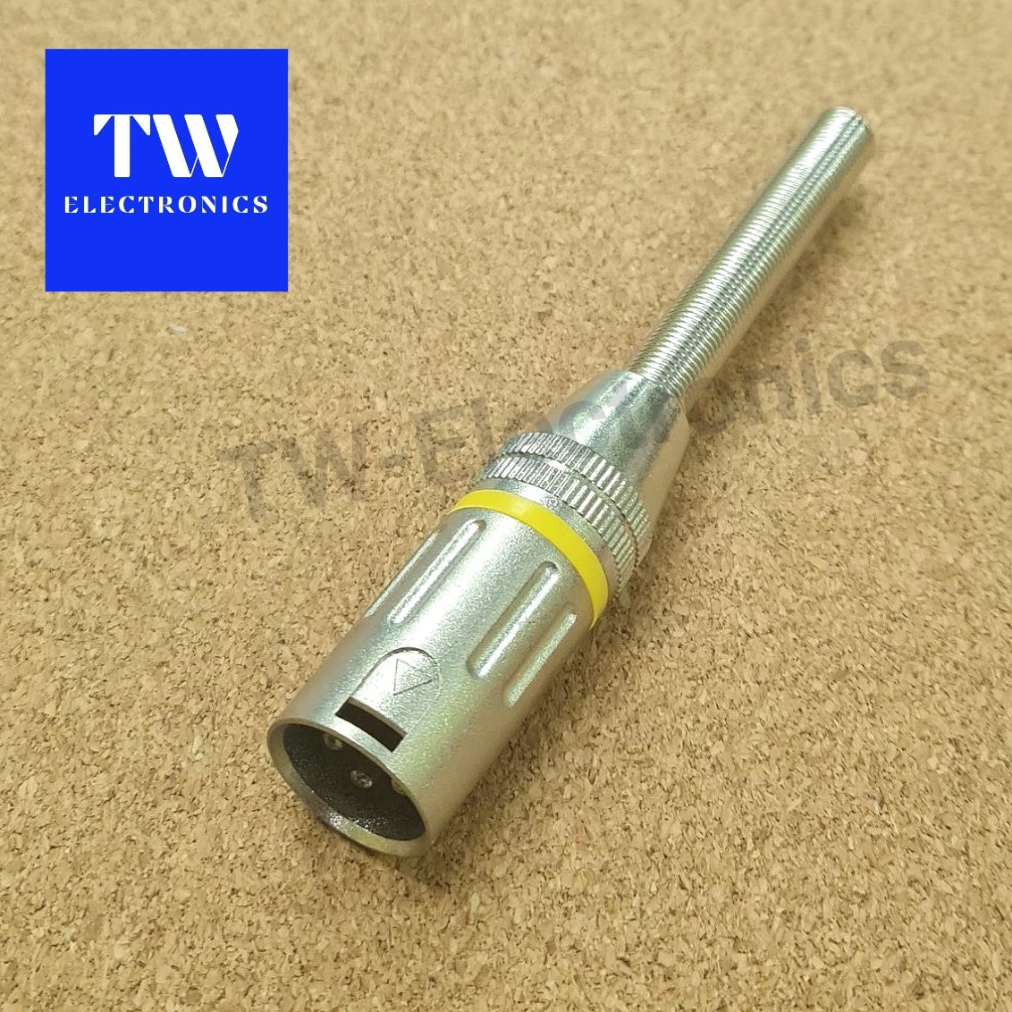 XLR ตัวผู้ ท้ายสปริง (เหลือง)