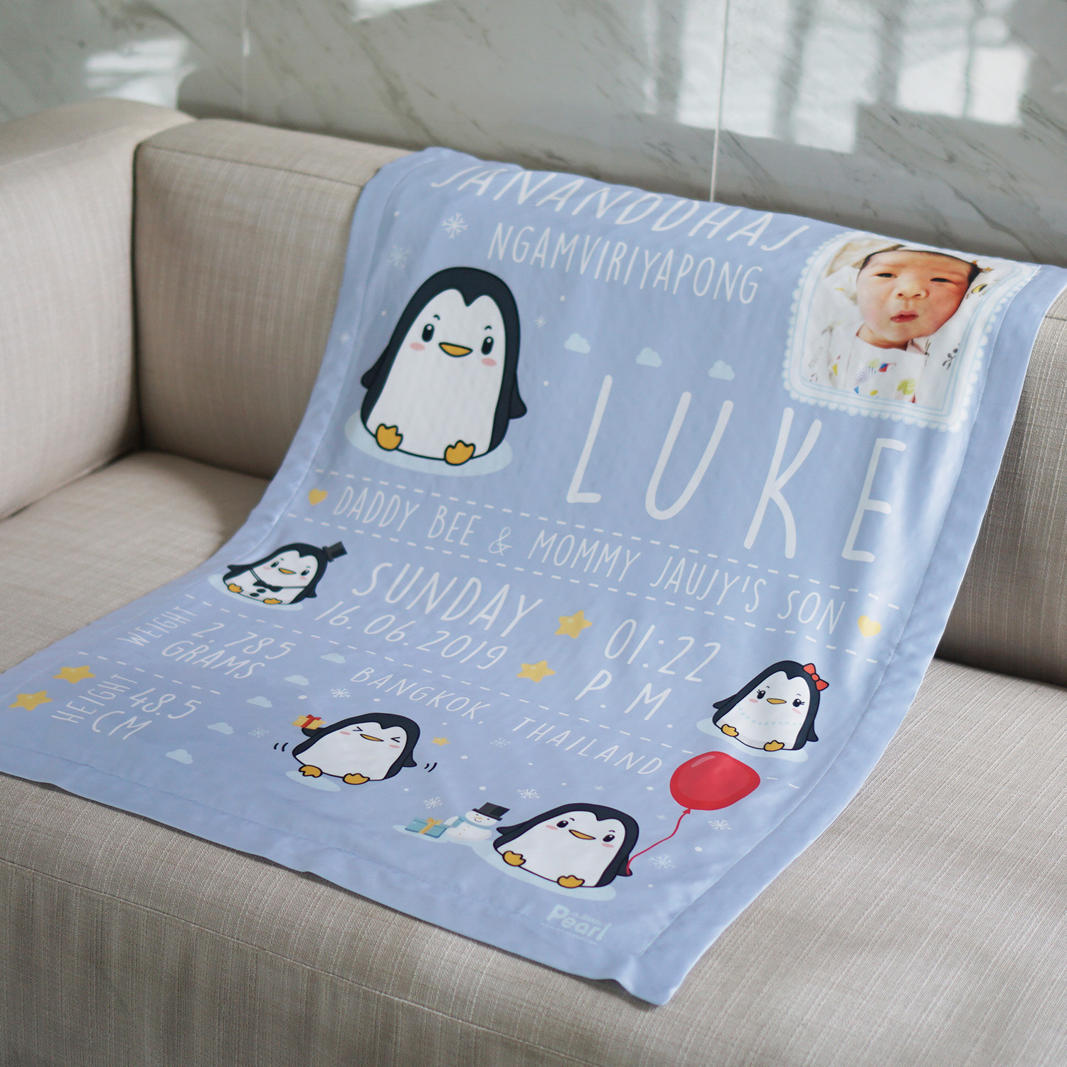 ผ้าห่มเด็ก ใส่ประวัติแรกเกิด ลายเพนกวิ้น Penguin - Indigo + ใส่รูปถ่าย