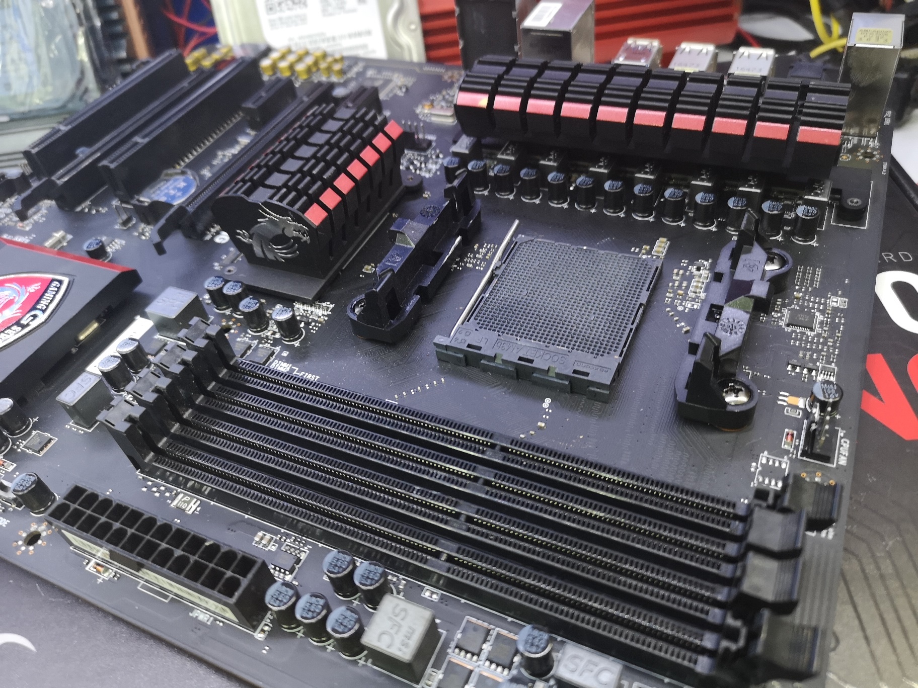 MSI 970 GAMING AM3+ Strek 01/2021