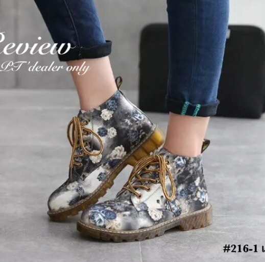 พร้อมส่ง : รองเท้าบูมพิมพ์ลาย (สีเทา)