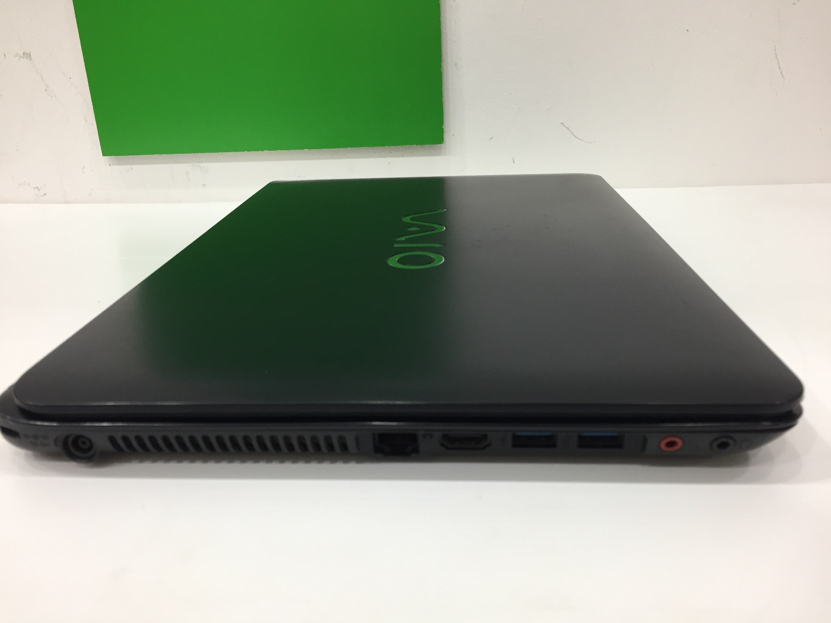 Sony VAIO SVF142C1WW