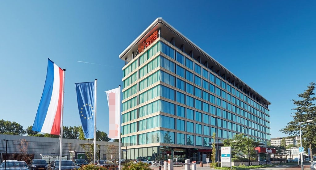 Want to rent a hotel business of 50 rooms or more