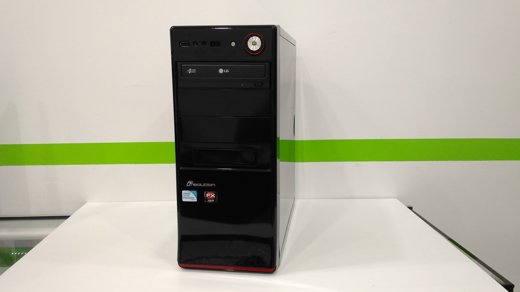 AMD FX-4100 GT630 2GB.