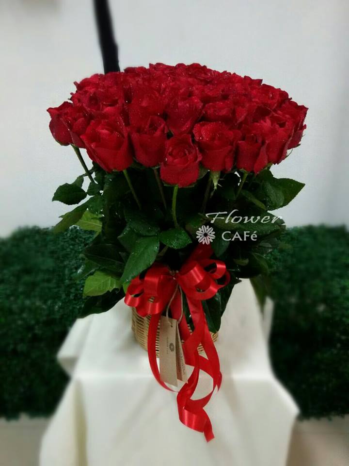 30 Roses
