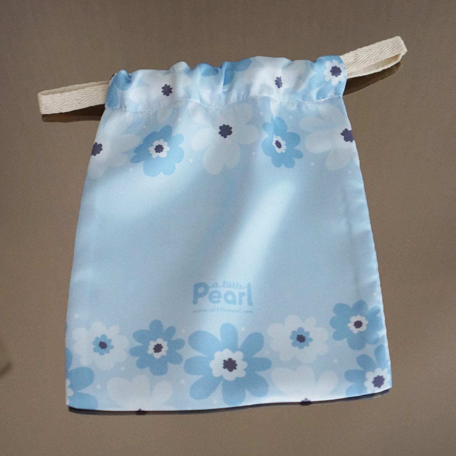 ถุงผ้าซาติน ลาย Big Flower - Blue