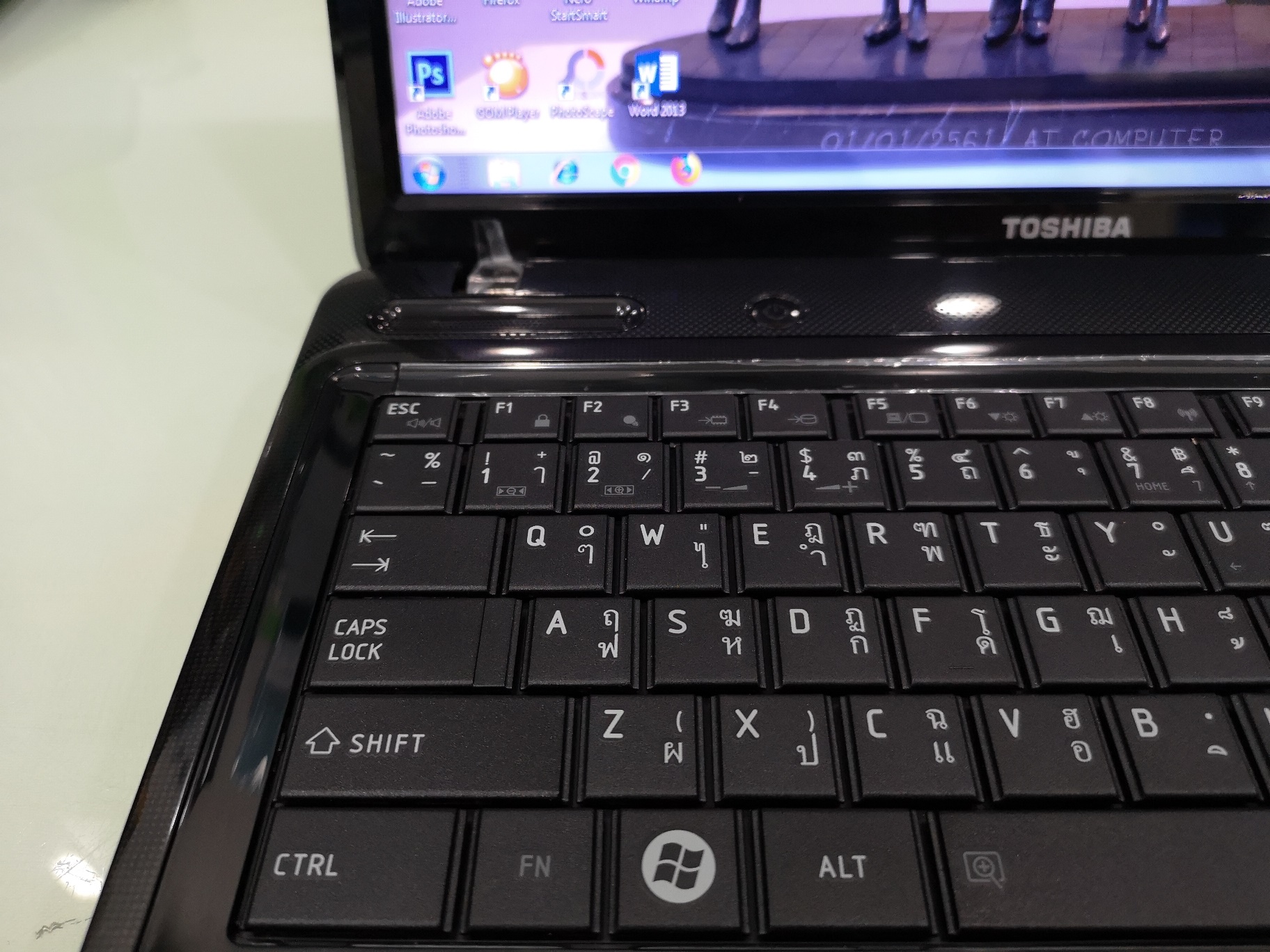 TOSHIBA Satellite L740