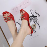 รองเท้าส้นสูงเปิดส้นแต่งอะไหล่ (สีแดง)