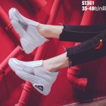 รองเท้าผ้าใบเสริมส้นแบบสวมพื้นsport (สีขาว)