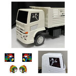 สติ๊กเกอร์ผู้ชายดูดบุหรี่ รหัส 16 ติดโมเดลรถบรรทุกของเล่น แต่งรถสิบล้อจำลอง