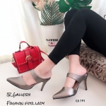 รองเท้าส้นสูงเปิดส้นหัวแหลมแต่งสายคาด (สีเทา)