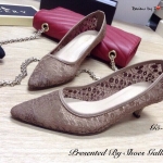 พร้อมส่ง : รองเท้าคัชชูลวดลายเก๋ๆ (สีน้ำตาล)