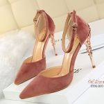 รองเท้าคัทชูส้นสูงแต่งส้นโลหะ (สีชมพู)