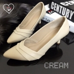 พร้อมส่ง : รองเท้าคัชชูหัวแหลมส้นสูง2นิ้ว (สีครีม)