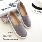 รองเท้าผ้าใบสวมผ้าลูกฟูก (สีเทา)