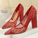 รองเท้าคัทชูส้นตันผ้าลูกไม้ (สีแดง)