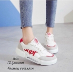 รองเท้าผ้าใบแต่งลายอักษรแฟชั่น (สีขาวแดง)