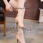 รองเท้าส้นเข็มแต่งสายรัดสีใส (สีครีม)