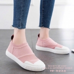 รองเท้าผ้าใบทรงSlip on ทอลาย (สีชมพู)