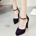 รองเท้าคัทชูส้นสูงเสริมหน้า (สีดำ)