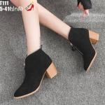 รองเท้ามินิบูทแบบสวมแต่งซิปหน้า (สีดำ)