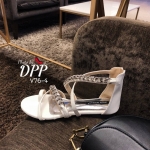 รองเท้าแตะโซ่ปิดส้น (สีขาว)