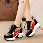 รองเท้าผ้าใบเสริมส้นแต่งผ้าสก็อต (สีดำ)