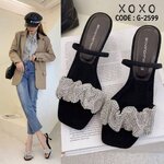 รองเท้ารัดส้นแต่งสายคาดลาย