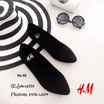 รองเท้าส้นแบนสไตล์ HM (สีดำ)