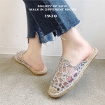 รองเท้าแตะผ้าลูกไม้แต่งเลื่อม (สีเงิน)