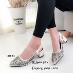 รองเท้าหัวแหลมรัดส้นแต่งคริสตัล (สีเงิน)