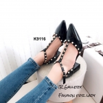 รองเท้า Style Valentino T-Strap (สีดำ)