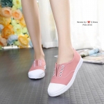 รองเท้าผ้าใบสวมไร้เชือก (สีชมพู)