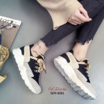 รองเท้าผ้าใบทรงสปอร์ตแต่งสี (สีดำ)