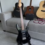 กีต้าร์ Yamaha Erg121