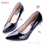 รองเท้าคัทชูหนังแก้วแต่งส้นทอง (สีดำ)