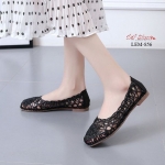 รองเท้าส้นแบนหนังสาน (สีดำ)