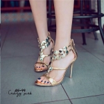 รองเท้าส้นเข็มสไตล์ Jimmy Choo (สีทอง)