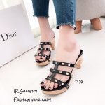 รองเท้าเปิดส้น Style Valentino (สีดำ)