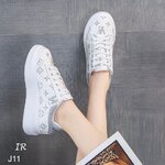 รองเท้าผ้าใบpuแต่งลายทรงSport Girl (สีเงิน)