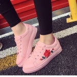 รองเท้าผ้าใบพียูลายกุหลาบ (สีชมพู)