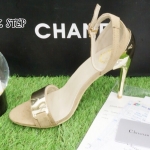 พร้อมส่ง : รองเท้าส้นสูง Stiletto (สีครีม)