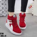 รองเท้าผ้าใบเสริมส้นทรงหุ้มข้อทูโทน (สีแดง)