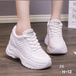 รองเท้าผ้าทรงSportแต่งแถบกลิตเตอร์