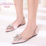 รองเท้าส้นแบนแต่งเพชรเว้าข้าง (สีชมพู)