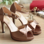 พร้อมส่ง : รองเท้าส้นสูงผ้าซาติน (สีกากี)