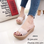 รองเท้าลำลองส้นเตารีดสายคาดนิ่ม (สีขาว)