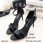 รองเท้าส้นสูงหนังแก้วแต่งสายรัด (สีดำ)