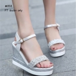 รองเท้าส้นเตารีดกลิตเตอร์ (สีเงิน)