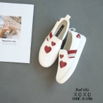 รองเท้าผ้าใบแฟชั่นทรงSlip Onแต่งลายหัวใจ